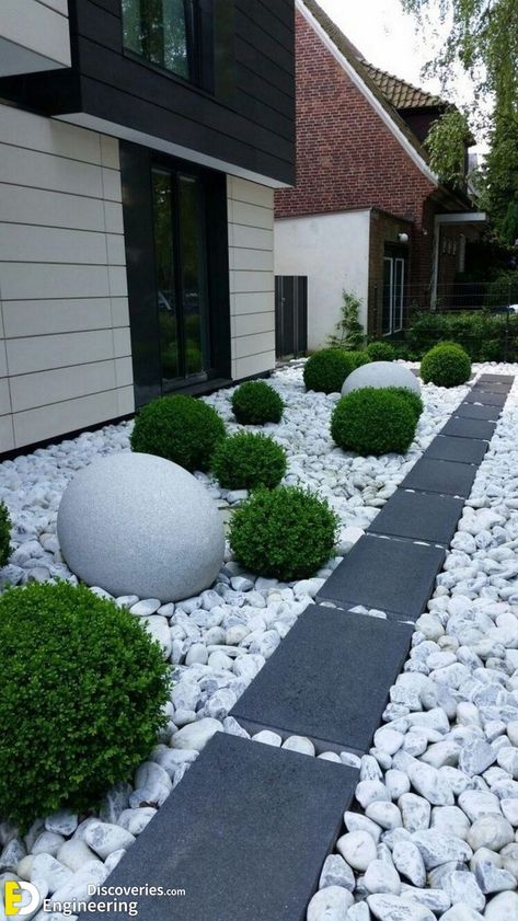 30 Amazing Garden Landscaping Design Ideas - Engineering Discoveries Courtyard Landscaping, Side Yard Landscaping, Farmhouse Landscaping, Desain Lanskap, Front Yards, Gravel Garden, Rock Garden Landscaping, Stone Path, Landscape Designs