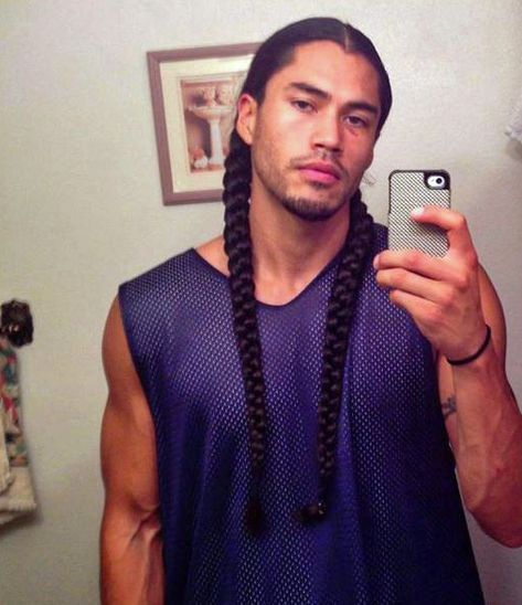 Martin Sensmeier Professional Hairstyles For Men, Native American Actors, Native American Men, Men In Black, Indian Man, Afro Punk, Long Hair Styles Men, Long Curly Hair, Long Curly