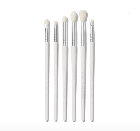 10 Morphe Brushes You NEED In Your Collection Beer Collection, Crease Brush, Eyeshadow Brush Set, Eye Brushes Set, Best Makeup Brushes, Liner Brush, Morphe Brushes, Best Eyeshadow, Highlighter Brush