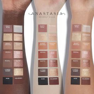 Soft Glam Eyeshadow Palette - Anastasia Beverly Hills | Sephora Neutral Eyeshadow Looks, Soft Glam Looks, Soft Glam Eyeshadow, Anastasia Beverly Hills Soft Glam, Night Palette, Soft Glam Palette, Carli Bybel Palette, Glam Eyeshadow, Brow Palette