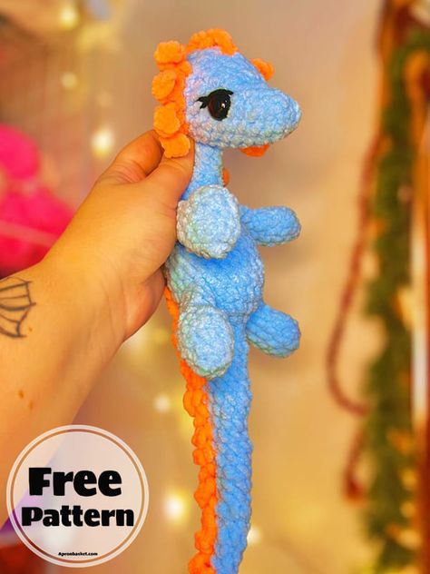 Little Loch Ness Crochet Monster Free Pattern Crochet Monster, Crochet Dragon Pattern, Crochet Monsters, Easy Crochet Animals, Crochet Dinosaur, Sea Monster, Plushie Patterns, Crochet Dragon, Crochet Animals Free Patterns