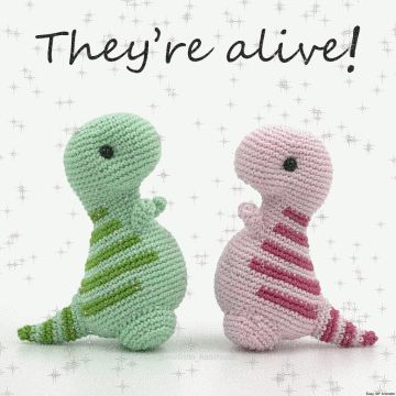 Free amigurumi Rexy T-Rex You can enjoy a great model for those looking for a Dragon pattern.You can't find all the amigurumi free recipes on this site. Crochet Dinosaur Pattern Free, Crochet T-rex, Crochet Dinosaur Patterns, Crochet Dragon Pattern, Pattern Free Amigurumi, Crocheted Toys, Animal Crochet, Crochet Dinosaur, Pola Amigurumi