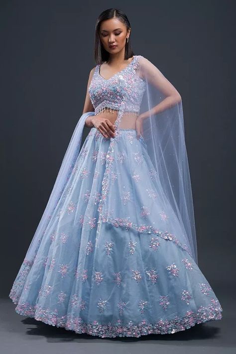 CHOLI LEHNGA DESIGNS 2023 ON 30% OFF FOR MORE DESIGNS CLICK HERE https://youtu.be/ra8NuWb32wc Light Blue Lehenga, Bridesmaids Lehenga, Wedding Lengha, Light Periwinkle, Bridesmaid Lehenga, Designer Anarkali Dresses, Anarkali Dresses, Simple Lehenga, Gown Ideas