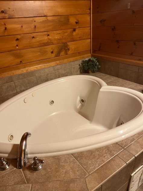 Heart Bathtub, Garden Tub, Jetted Tub, Retro Home, White Heart, Vintage Tea, Corner Bathtub, Bath, Tea