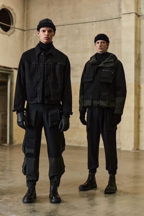 Black Rave Outfits Men, Techno Rave Outfit Men, Military Outfit Men, Military Fashion Menswear, Rave Outfit Men, Military Inspired Outfit, Rave Outfits Men, Techno Outfit, Black Outfit Men