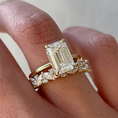 Sparkle Yellow Gold Emerald Cut Women‘s Wedding Ring Set In Sterling Silver Dream Wedding Ring, Ring Inspo, Cute Engagement Rings, Future Engagement Rings, Emerald Cut Engagement, Stackable Wedding Bands, Sterling Silver Wedding Band, Solitaire Rings, Emerald Engagement Ring Cut