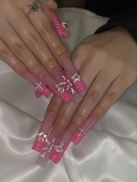 Hot Pink Gem Nails, Pink Birthday Nails Black Women, Light Pink Nails With Gems, Hot Pink Bling Nails, Hot Pink Nails With Rhinestones, Pink Bling Nails Rhinestones, Blinged Out Nails Rhinestones, Pink Gem Nails, Pink Bling Nails