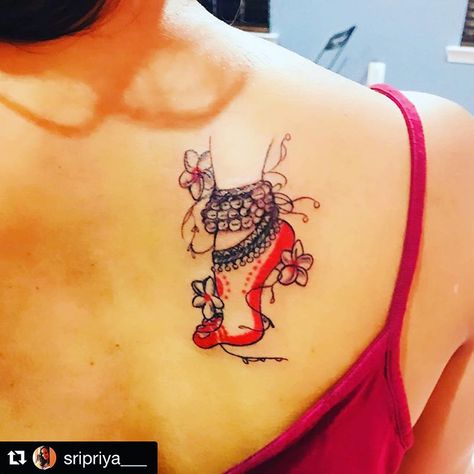 Lots of love your way @sripriya___ #❤️ #Repost #repost @sripriya___ with @get_repost #indianart #indianartist #monabiswarupa #monnerisms… Bharatnatyam Dance Tattoo, Indian Dance Tattoo, Classical Dance Tattoo Ideas, Kathak Dance Tattoo, Bharatnatyam Tattoo Ideas, Bharatanatyam Tattoo Ideas, Indian Inspired Tattoos For Women, Kathak Tattoo, Bharatanatyam Tattoo