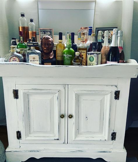 Dry Bar Furniture Liquor Cabinet, Dry Sink Bar Ideas, Dry Sink Repurposed, Dry Sink Decor Ideas, Dry Bar Furniture, Cozy English Cottage, Sink Decor, Liquor Bar, Dry Sink