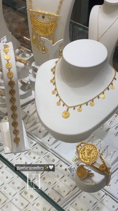 Afghan Gold Jewellery, Gold Inspo, Unique Gold Jewelry Designs, Fancy Jewelry Necklace, Modern Gold Jewelry, Ankle Jewelry, Dior Jewelry, Gold Jewelry Stores, Gold Wedding Jewelry