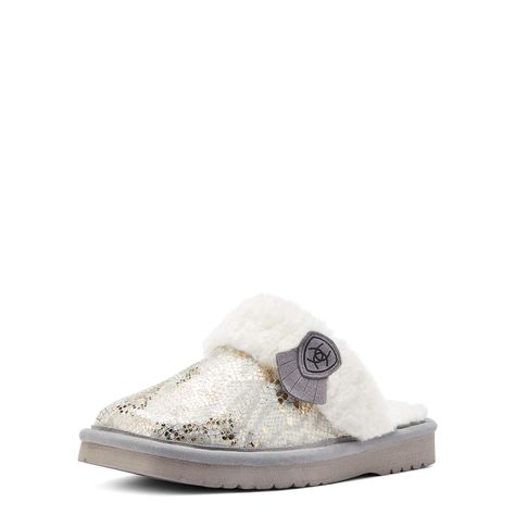 Silver slippers Ariat Slippers, Silver Slippers, Square Toe Shoes, Cozy Slippers, Preppy Shoes, Western Style Outfits, Cute Slippers, Cute Colors, Western Clothing