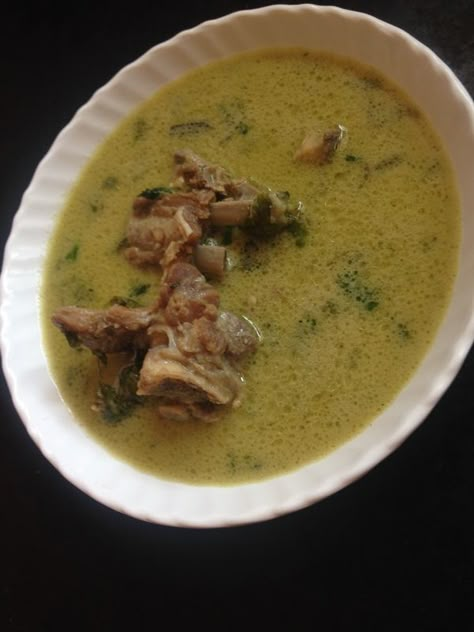 Hyderabadi Marag Recipe or Mutton Bones Stew  is a soup recipe  made with tender mutton attached to bones which has been getting quite popular in hyderabad for over years. Marag Recipe, Haleem Recipe, Hyderabadi Cuisine, Mutton Recipes, Desi Food, Indian Kitchen, Ramadan Recipes, Global Recipes, Lamb Recipes