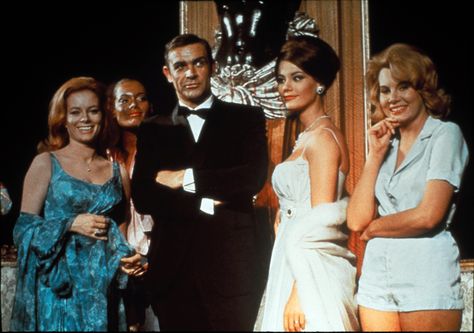 Sean Connery with the women of "Thunderball" (3433x2414 pixels) 007 Theme, Best Bond Girls, Luciana Paluzzi, Bond Babe, 90 Women, Sean Connery James Bond, Claudine Auger, Bond Women, John Barry