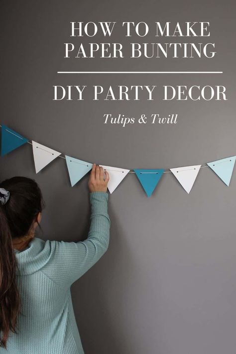 Bunting Ideas Paper, How To Make Bunting Easy, Diy Bunting Banner Paper, Birthday Bunting Ideas, Diy Banner Ideas Paper, Diy Pennant Banner Paper, Paper Banners Ideas Diy, Diy Triangle Banner, Paper Bunting Ideas