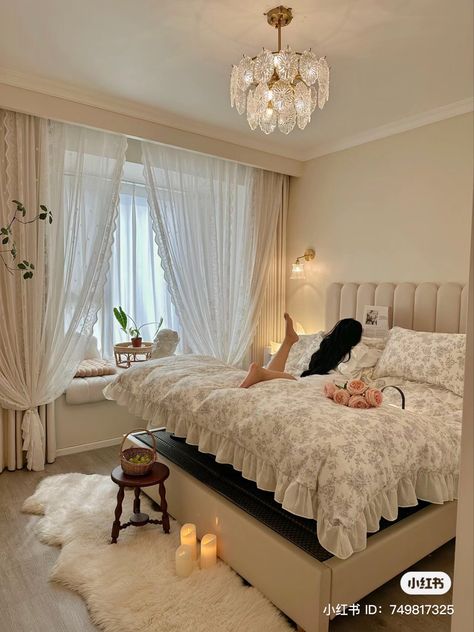 Women Room, Coquette Bedroom, Pastel Room, Bedroom Idea, Cute Bedroom Decor, Cozy Room Decor, Minimalist Room, Dream Room Inspiration, Room Makeover Bedroom