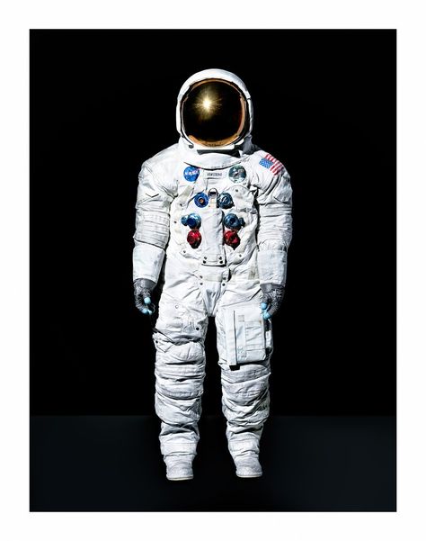 Nearly 50 years after the Apollo 11 mission, TIME photographed Neil Armstrong’s spacesuit in the Smithsonian Institution lab where it is being restored Nasa Space Suit, Astronaut Suit, Damien Chazelle, Astronaut Costume, Apollo 11 Mission, The Astronaut, Nasa Astronauts, Neil Armstrong, Apollo 11