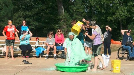 10 of the Best Principal Stunts We've Ever Seen - WeAreTeachers School Fundraiser Incentive Ideas, Principal Stunts Fundraising Ideas, Principal Fundraiser Incentives, Pie The Principal Fundraiser, Teacher Fundraiser Ideas, School Fundraiser Incentives, Principal Incentives For Fundraising, School Incentives Elementary, Fundraiser Incentives