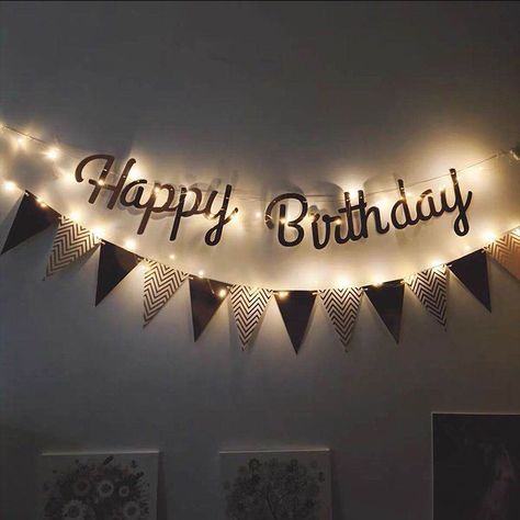 Surprise Birthday Decorations, Birthday Decorations At Home, Happy Birthday Decor, Simple Birthday Party, Birthday Room Decorations, Birthday Letter, Simple Birthday Decorations, Fotografi Iphone, Birthday Wall