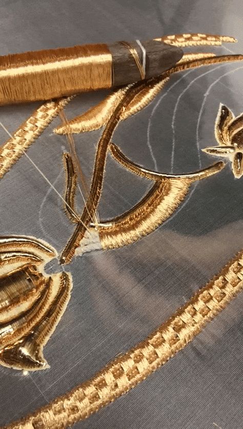 Goldwork Embroidery, Shibori Jewelry, Gold Work Embroidery, Zardozi Embroidery, Diy Embroidery Designs, Hand Embroidery Tutorial, Sustainable Textiles, Embroidery On Clothes, Hand Embroidery Art