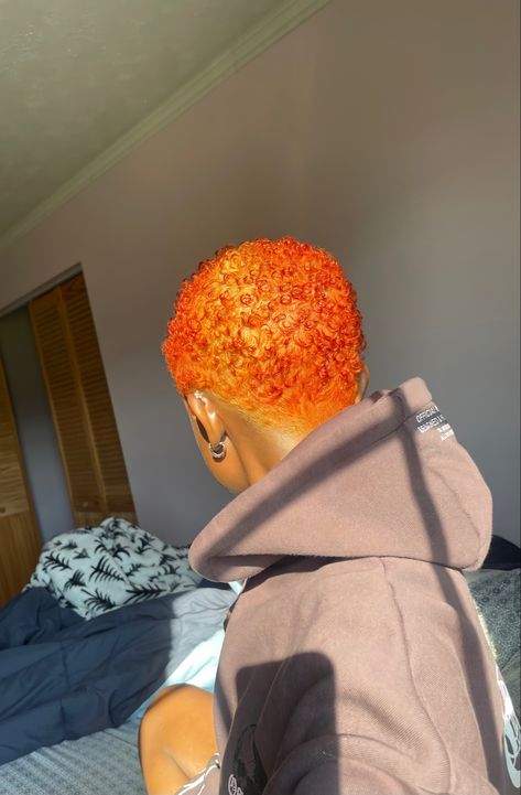 Short Pixie Haircuts Color Ideas, Short Orange Hair Black Women, Orange Twa Natural Hair, Ginger Big Chop, Ginger Short Hair Black Women, Afro Short Hairstyles, Short Fall Hair Color, Colorful Hair Colors, Dyed Short Natural Hair