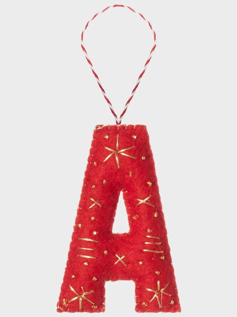 Felt Monogram Letters, Felt Letter Christmas Ornaments, Embroidered Letter Ornament, Felt Ornament Letter, Initial Felt Ornaments, Felt Initial Ornament Diy, Felt Ornaments Letter, Letter Felt Ornaments, Felt Keychain Pattern