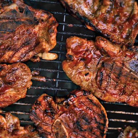 Barbecued Pork-Shoulder Chops Beer Marinade, Braised Pork Shoulder, Cooking With Beer, Grilled Pork Chops, Bbq Food, Barbecue Pork, Braised Pork, Chops Recipe, Pork Shoulder