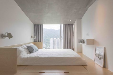 Here’s How to Put Your Bed on the Floor Without it Looking Sloppy - Dwell Minimal Bed Frame, Bed On The Floor, Custom Bed Frame, White Bed Frame, Minimalist Bed, Light Hardwood Floors, Casa Country, 아파트 인테리어, Floor Bed