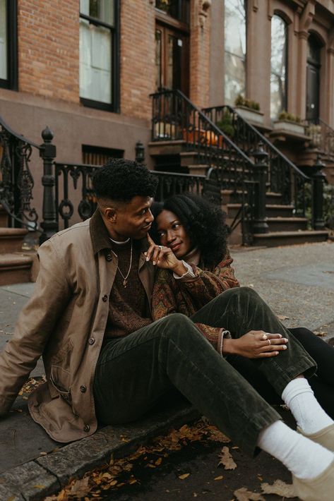 Black Couple Pumpkin Patch Pictures, Fall Engagement Photos Black Couple, Fall Outfits Couples Photo Ideas, Elegant Engagement Photos Black Couples, Dating Photoshoot, Couples Outfits Black People, Engagement Photos Black Couples, Couple Poses Aesthetic, Black Couple Photos