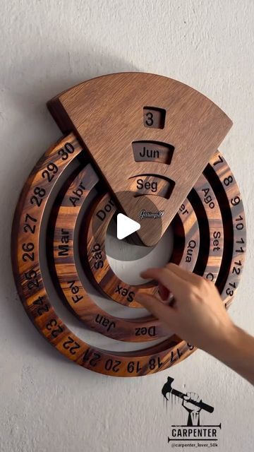 Wood Art Abay on Instagram: "The Garimpo89 Perpetual Calendar has functions far beyond the simple paper calendar, it brings you to the present and "forces" you to know what day it is, giving you greater awareness of past days, it can also be used to train your memory or teach children. Among so many features, our Perpetual Calendar is a decorative and interactive piece, which will be part of By @garimpo89decor  📩 Features & Promos via DM  #wood #woodworker #wooddesign #woodcarving #woodturning #woodburning #woodart #woodartist #woodworking #calendario #calendariodemadeira #calendarioperpetuo #marcenariacriativa #arte #artesanato #feitoamao #woodwoork #wooddesign #desingcriativo" Mebel Design, Paper Calendar, Wood Calendar, Wood Artist, Perpetual Calendar, Wood Rounds, The Present, Wood Design, Wood Turning