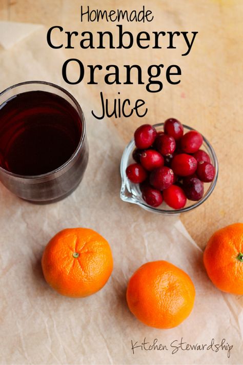 No need to rely on plastic bottles of juice for a fun addition to breakfast - easy DIY homemade cranberry juice! Add oranges for a lovely touch Diy Cranberry Juice, Homemade Cranberry Juice, Canned Cranberries, Cranberry Juice Cocktail, Breakfast Easy, Homemade Juice, Beverage Recipes, Balanced Nutrition, Fruit Infused Water