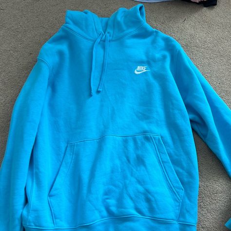 Teal Nike Hoodie, Light Blue Nike Hoodie, Nike Hoodie Colors, Cute Nike Hoodies, Nike Hoodie Aesthetic, Blue Nike Hoodie, Nike Hoodie Outfit, Hoodies Nike, Nike Hoodies For Women