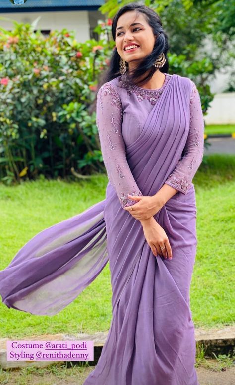 Plain Fancy Sarees, Organza Blouse Designs Latest For Saree, Full Hands Blouse Designs For Saree, Plain Saree With Designer Blouse, Violet Saree, Saree Net, Haircut Videos, Functional Dress, Kerala Saree Blouse Designs