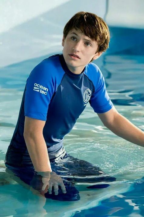 Nathan Gamble, Dolphin Tale 2, Sea Dolphin, Dolphin Tale, Clearwater Marine Aquarium, Marine Biologist, Man Crush Everyday, Man Crush, Great Movies