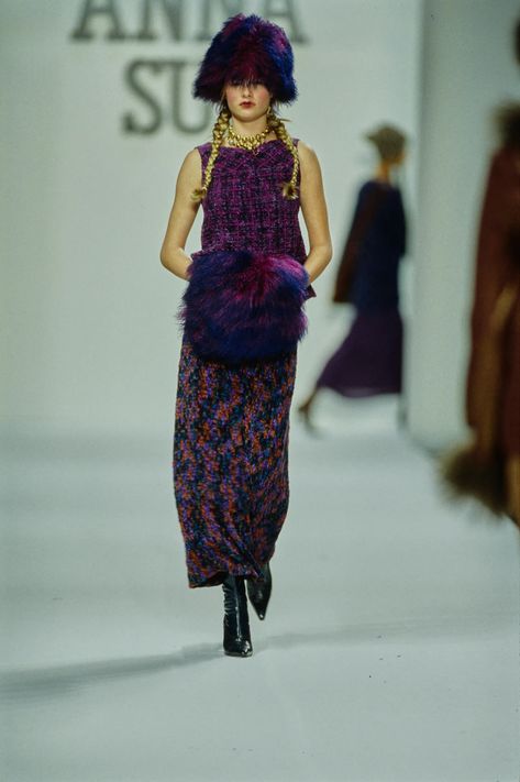 Anna Sui Fall 1998 Ready-to-Wear Collection | Vogue Anna Sui Runway, Folkloric Dress, Vintage Designer Fashion, 90s Runway Fashion, 20th Century Fashion, 1990s Fashion, Dress Out, Junya Watanabe, Anna Sui