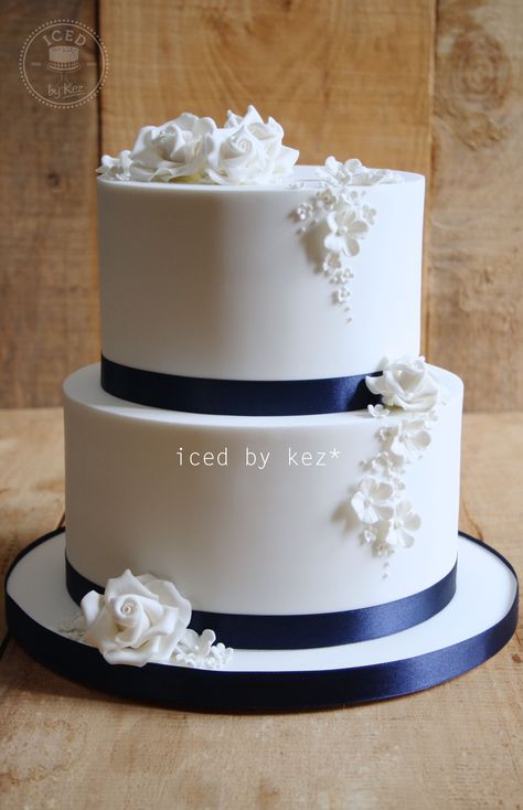 Ribbon Wedding Cake, Navy White Wedding, Navy Cakes, Navy Blue Wedding Cakes, 75th Wedding Anniversary, Wedding Cake Ribbon, Wedding Cake Navy, Blue Wedding Decorations, Blue White Weddings