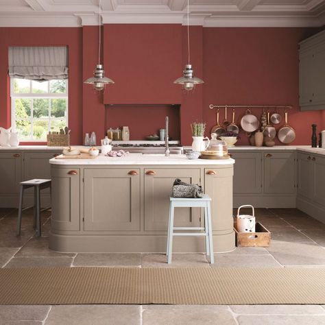 Red kitchen ideas – burgundy, scarlet, rust and terracotta cabinetry to add personality to the heart of any home Small Traditional Kitchen Ideas, Burgundy Kitchen, Red Kitchen Ideas, Rust Kitchen, Red Kitchen Walls, Terracotta Kitchen, Red Kitchen Cabinets, Greige Kitchen, Taupe Kitchen