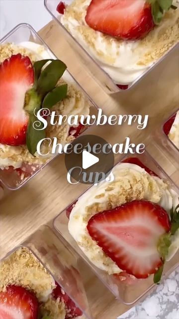 Strawberry Oreo Cheesecake Cups, Strawberry Pudding Cups, How To Make Cheesecake Cups, No Bake Strawberry Cheesecake Cups, Strawberry Dessert Cups, No Bake Strawberry Desserts, Cheesecake Dessert Cups, Mini Cheesecake Cups, No Bake Cheesecake Cups