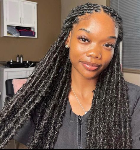 Crochet Braid Hair, Braid Hair Extensions, Faux Locs Hairstyles, Box Braids Hairstyles For Black Women, Braided Hairstyles For Teens, Cute Box Braids Hairstyles, Quick Braided Hairstyles, Protective Hairstyles Braids, Hair Twist Styles