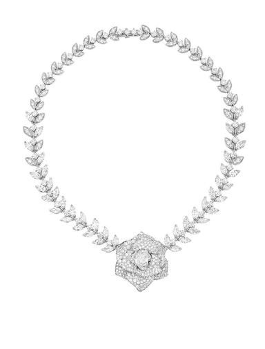 Piaget prepare their largest collection yet for the Biennale des Antiquaires | The Jewellery Editor Piaget Rose, Piaget Jewelry, Graff Diamonds, Jewellery Boutique, High Jewellery, Art Of Seduction, Jewellery Necklace, Vintage Makeup, Rose Necklace