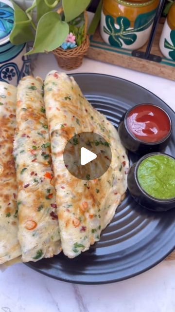 Thakor Pankaj on Instagram: "Egg Paratha Recipe 😍
Save it to try later.!❤️
Make this super easy liquid dough Egg Paratha at home that required no kneading and no rolling. This super yummy Egg Paratha is going to be your favourite breakfast.! done

#foodiesfood_court #viralreels #paratharecipe #eggomelette #omelette #egg #eggsandwich
#eggomelette #omelette #egg #eggsandwich #eggcurry #andaparatha #eggparatha #eggrolls #paratharecipes #easybreakfast #breakfastideas #eggrecipes
#hashtagformula #instahashtags #intatips #instasuccess #instagrowth #socialmediagrowth #socialmediamarketing #instagrammarketing #igmarketing" Egg Paratha Recipe, Liquid Dough, Egg Paratha, Paratha Roll, Paratha Recipe, Egg Curry, Paratha Recipes, Wallpaper Girly, Egg Sandwiches