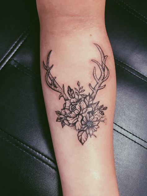 Fine Line Firefly Tattoo, Women Hunting Tattoos, Elk Antlers Tattoo, Outdoor Tattoo For Women Sleeve, Buck Tattoo For Women, Baby Tattoo For Dads, Parent Tattoo, Hunting Nails, Tattoos In Other Languages