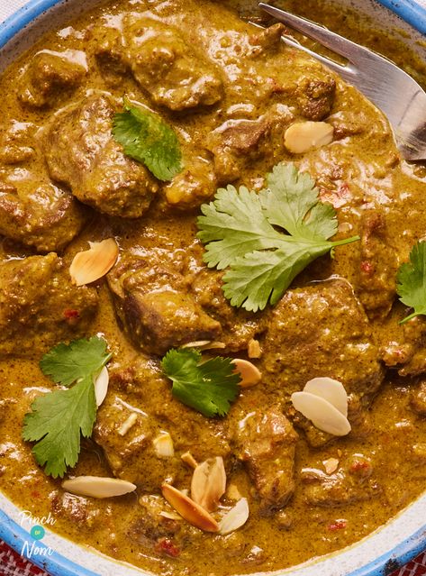 Pinch Of Nom Recipes Slow Cooker, Pinch Of Nom Slow Cooker Recipes, Slow Cooker Lamb Curry Recipes, Lamb Recipes Slow Cooker, Lamb Pasanda, Pinch Of Nom Recipes, Slow Cook Lamb, Saturday Meals, Lamb Meals