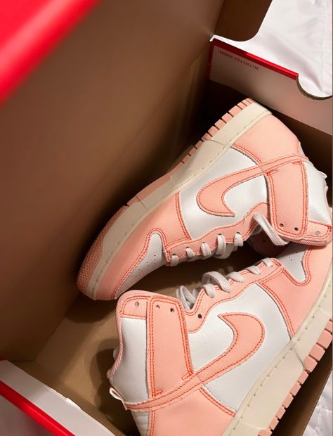 Nike Dunks 1985, Nike Dunk High 1985 Arctic Orange, Nike Dunk High 1985 Outfit, Nike Dunk High 1985, Dunk High 1985, Nike Dunks High, Feet Warmers, Prom 2023, Nike Dunk High