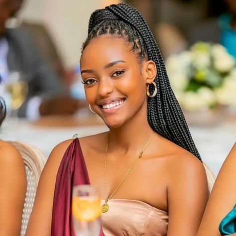 Braids For Wedding Guest Black Women, Professional Braids For Work Black Women, Hairstyle On Black Women, Workplace Hairstyles, Box Braids Wedding Hairstyles, Classy Black Women, Box Braid Hairstyle, Professional Natural Hairstyles, Box Braids Styles