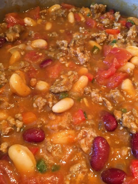 Nice and light chicken pumpkin chili  | For The Love Of Food Ground Chicken Chili, Pumpkin Chicken Chili, Chicken Pumpkin, Pumpkin Chili, Chicken Drumsticks, Chicken Chili, Ground Chicken, Canned Pumpkin, Light Recipes