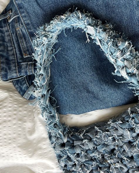 Our most iconic moment Had so much fun creating this upcycled denim shoulder bag from old jeans! Shop your custom denim via the website. 💙 Crochet With Denim, Denim Crochet, Bag From Old Jeans, Denim Shoulder Bag, Denim Shoulder Bags, Custom Denim, Upcycle Jeans, Crochet Items, Old Jeans