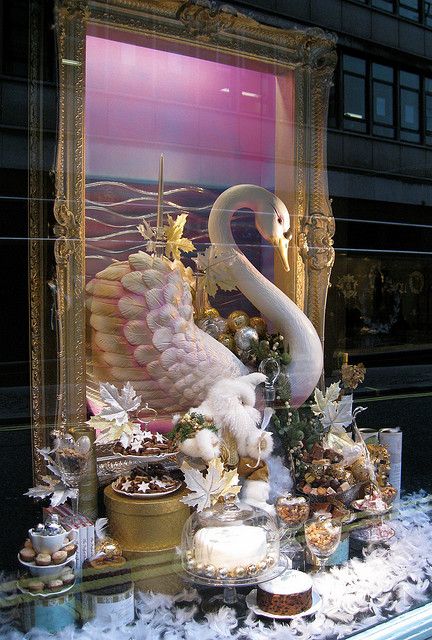 Cakes & Feathers, via Flickr.  Christmas window display: Fortnum and  Mason, Piccadilly, London. November 2009 Christmas Shop Window, London November, Decoration Vitrine, Store Window Display, Christmas Window Display, Store Window Displays, Window Display Design, Fortnum And Mason, Styling Inspiration