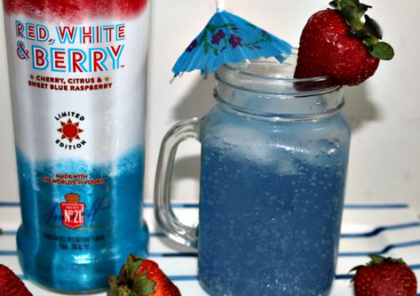 Easy To Make Red White And Berry Patriotic Cocktail Strawberry Alcoholic Drinks, Strawberry Alcohol Drinks, Blue Cocktail Recipes, Smirnoff Recipes, Smirnoff Drinks, Hosting Party Ideas, Best Irish Whiskey, Smirnoff Red, Passion Fruit Mojito