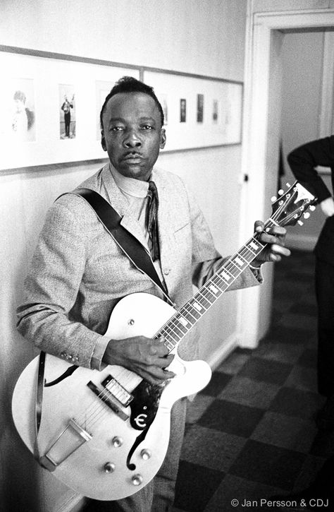 john  lee  hooker King Snake, John Lee Hooker, Photo Star, Blues Musicians, Delta Blues, Blues Artists, Muddy Waters, Rock N’roll, I'm With The Band