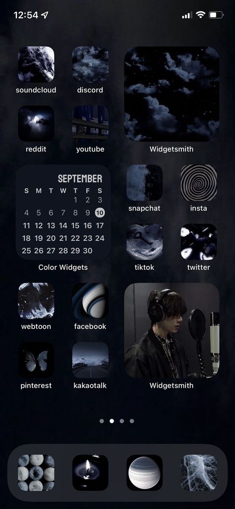 Ios 16 Navy Blue, Dark Blue Navy Aesthetic, Phone Layout Ideas Dark Blue, Iphone Layout Dark Blue, Black And Blue Iphone Layout, Navy Blue Phone Layout, Dark Blue Theme Phone, Navy Blue Ios 16 Homescreen, Dark Phone Layout Ideas